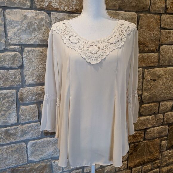 Cato pullover Size Large Blouse Cream Long sleeve Lace Detail - Picture 1 of 5